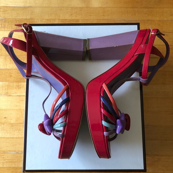 Coach Jennifer  7.5 - Picture 4 of 9